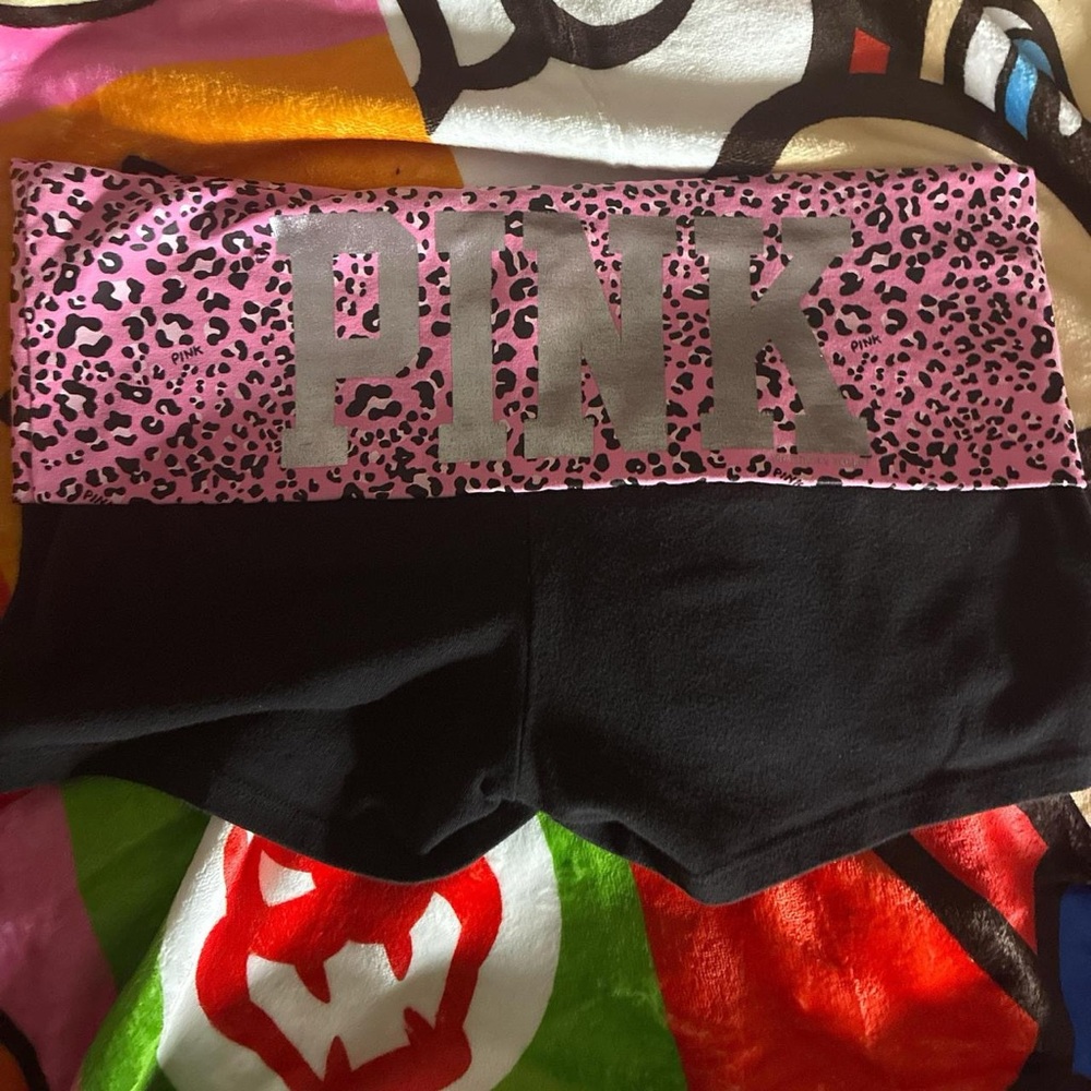 RARE! PINK VS cheetah shorts!